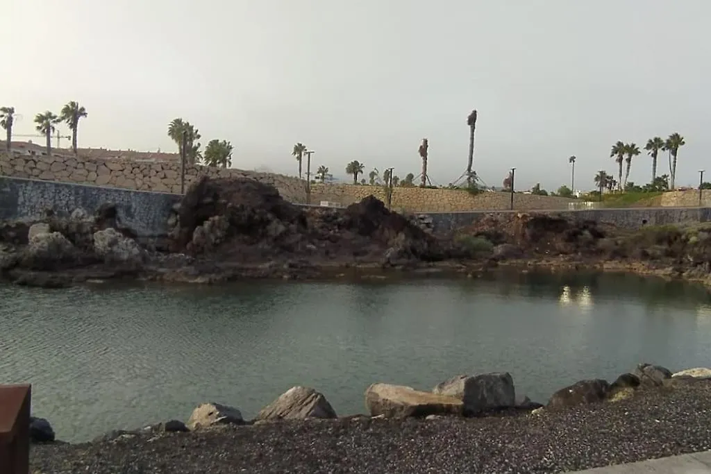 Appartamento Maximar otto posti piscina riscaldata Arona  Spagna