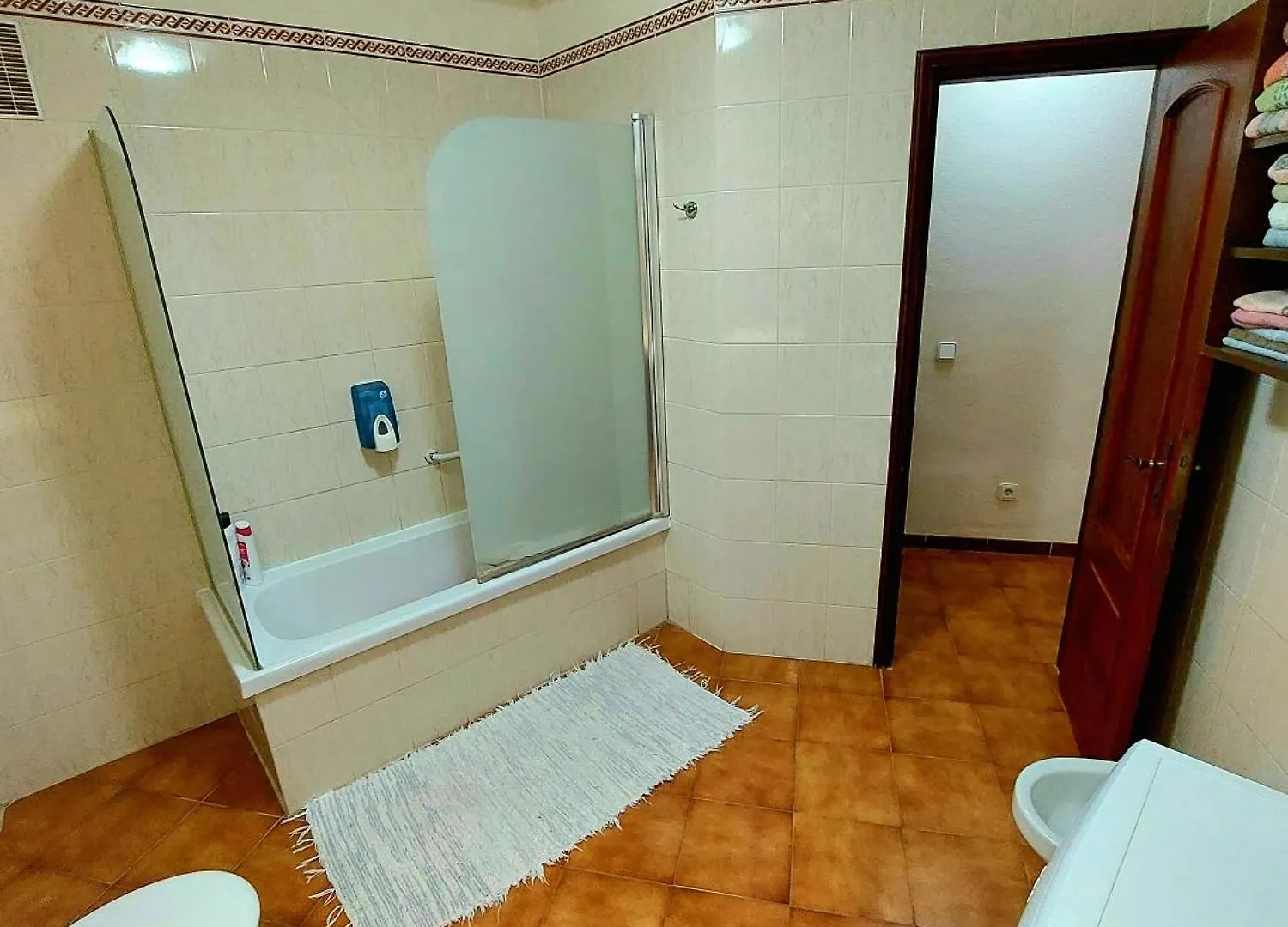 Appartamento Maximar otto posti piscina riscaldata Arona